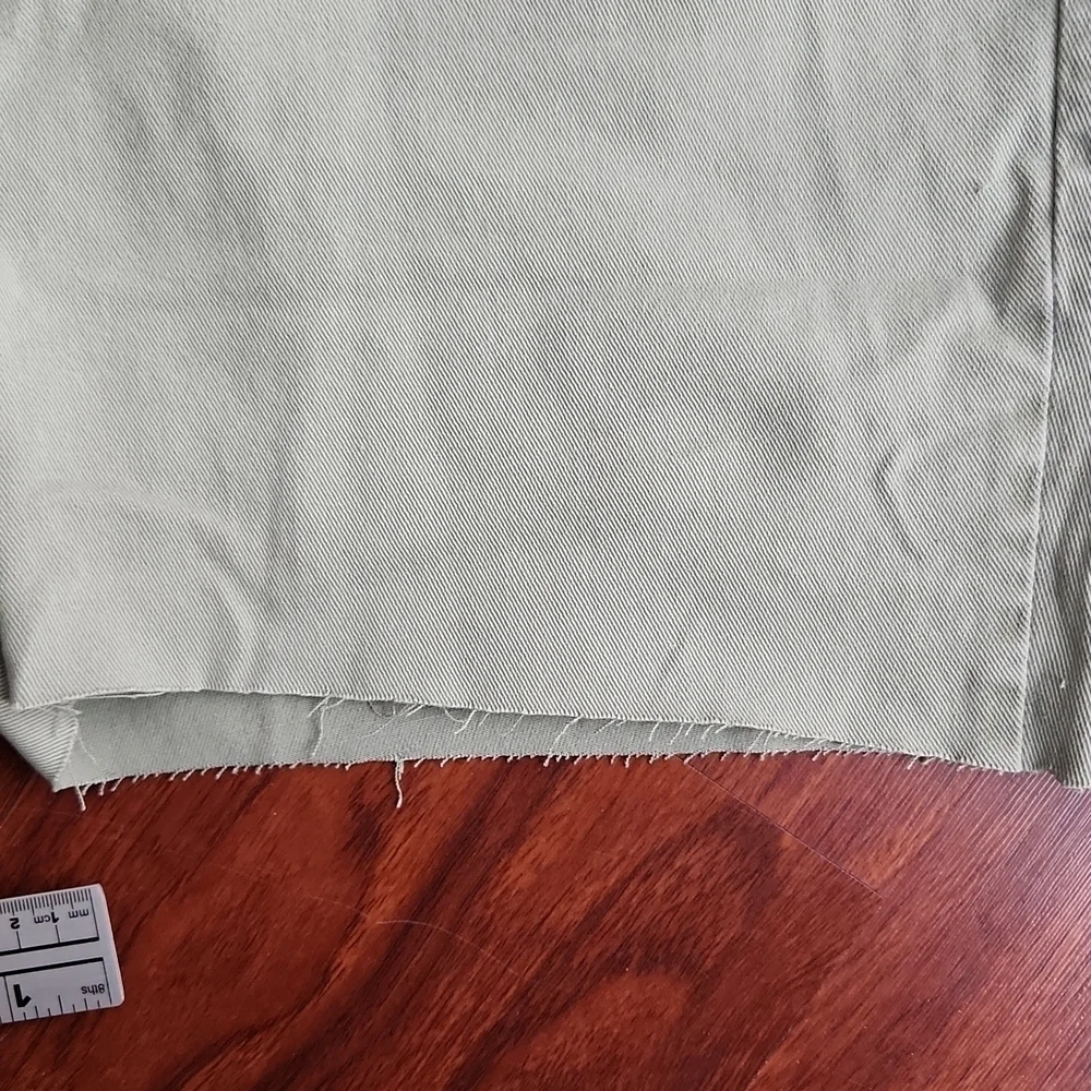 Gloria Vanderbilt Shorts Womens Size 16 Light Sage Green Cut Off Jeans